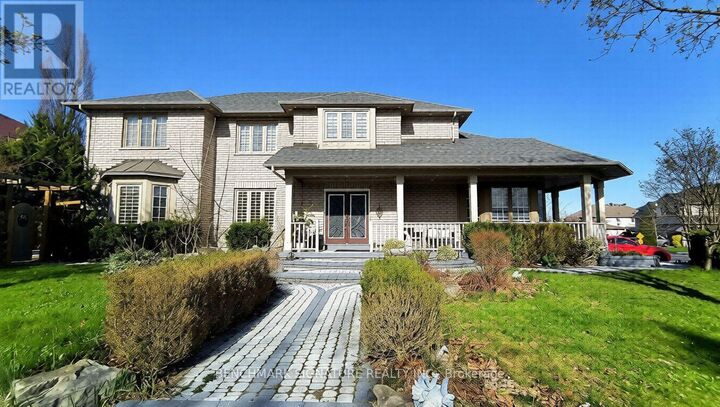 Property Photo:  75 Boxwood Crescent  ON L3S 3V3 