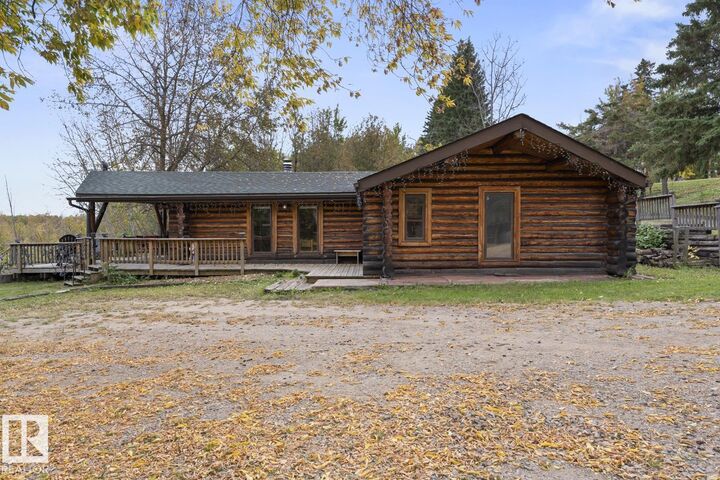 Property Photo: 657 59201 Rng Road 95 AB T0A 3A3