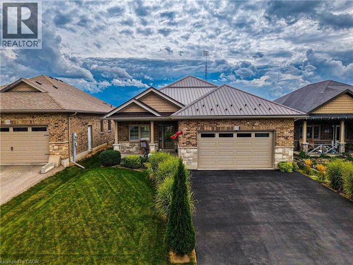 Property Photo:  257 Donly Drive South  ON N3Y 0C8 