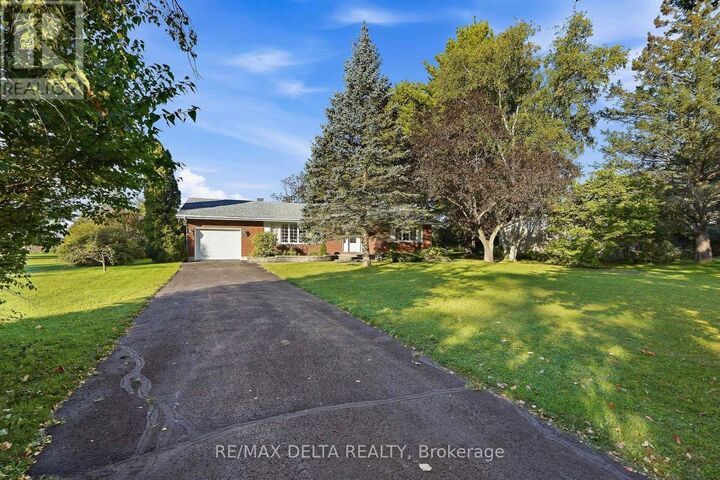 Property Photo: 77 Front Road West ON K0B 1K0