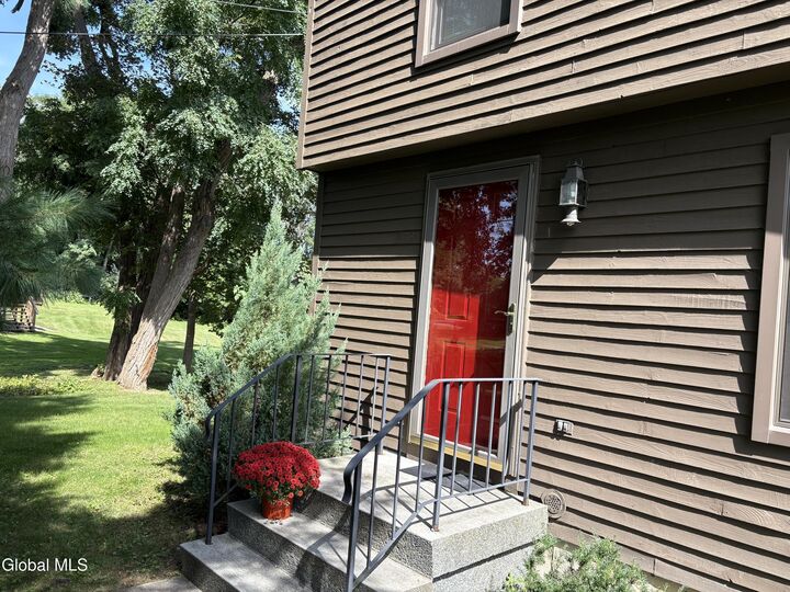 Property Photo:  272 Brandle Road  NY 12009 