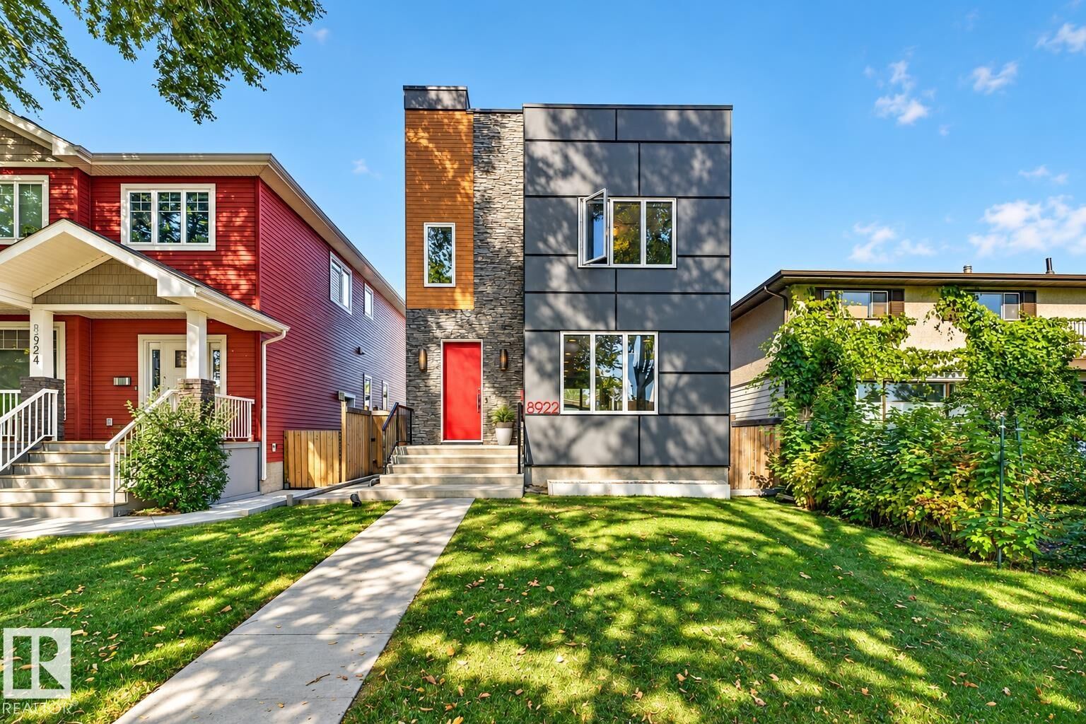 Property Photo:  8922 77 Avenue NW  AB T6C 0L9 