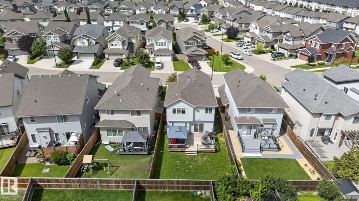 Property Photo:  2225 Calhoun Link Link SW  AB T6W 3E1 