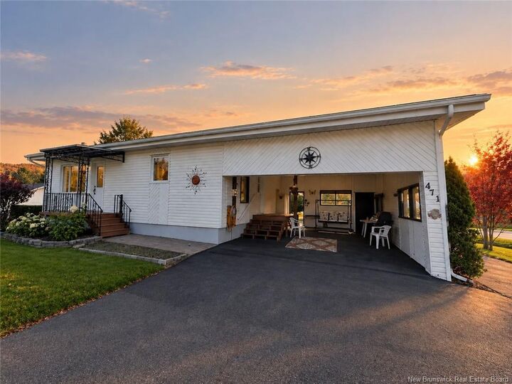 Property Photo:  471 2E Sault Road  NB E7B 2K9 