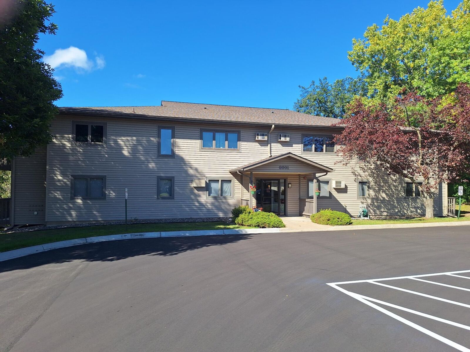 Property Photo: 6601 Buckley Circle MN 55076