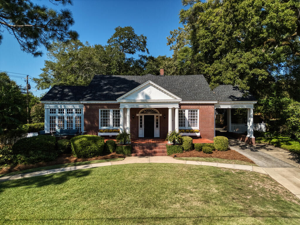 Property Photo:  1503 Hilton Avenue  GA 31906 