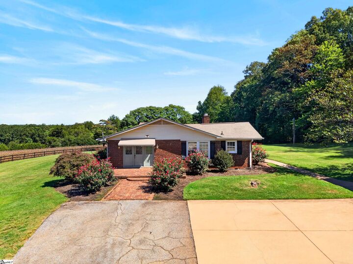Property Photo:  3858 N Highway 101  SC 29651 