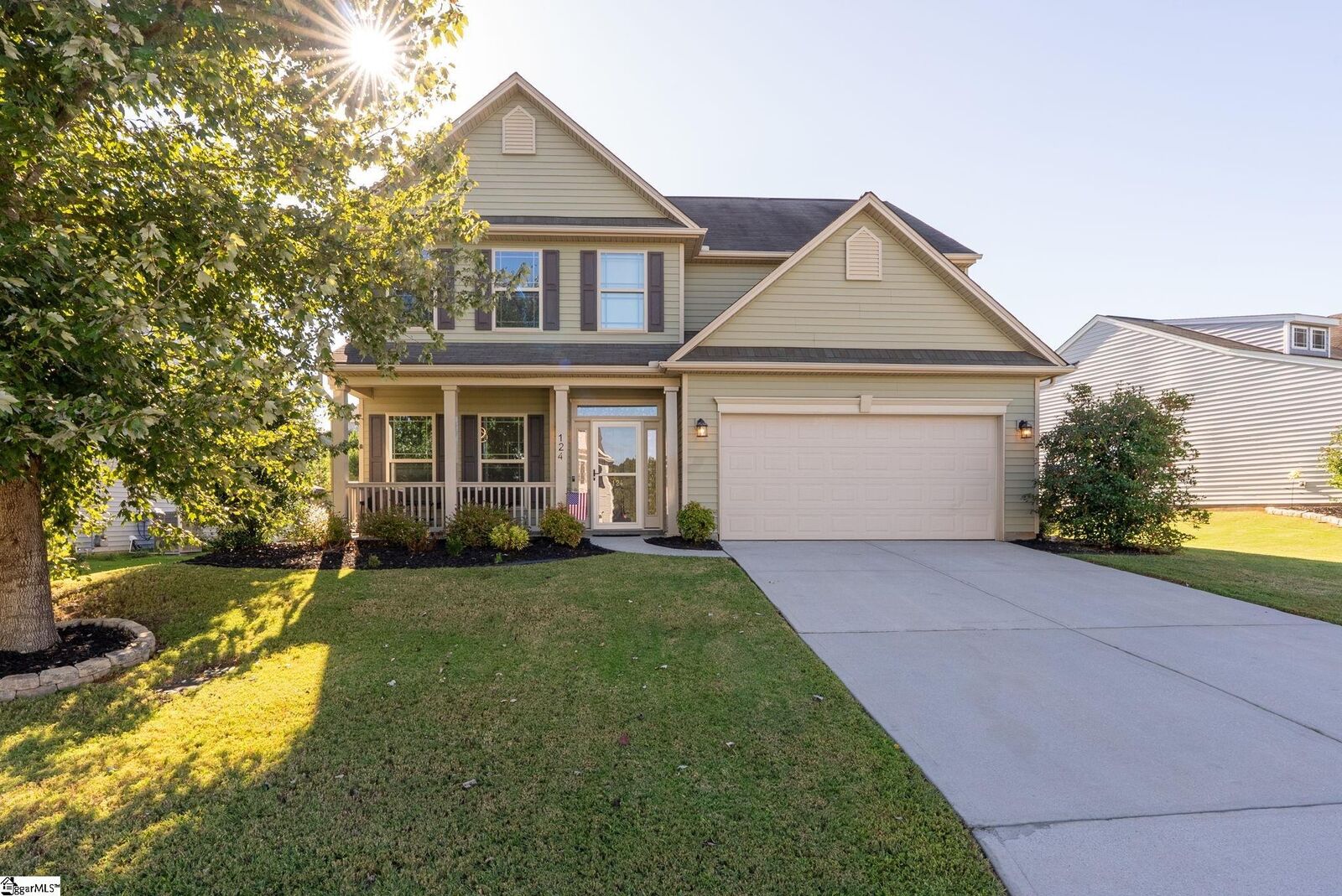 Property Photo:  124 Caledonia Drive  SC 29642 
