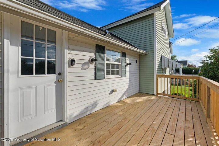 Property Photo:  2931 Birney Avenue  PA 18505 