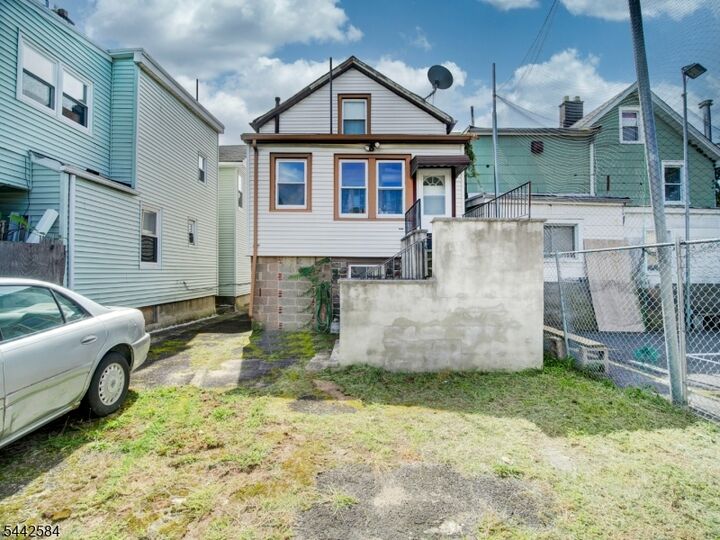 Property Photo: 515 Monroe St NJ 07050