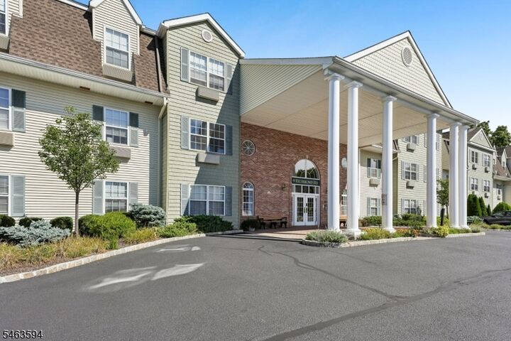Property Photo:  9225 Richmond Rd 225  NJ 07480 