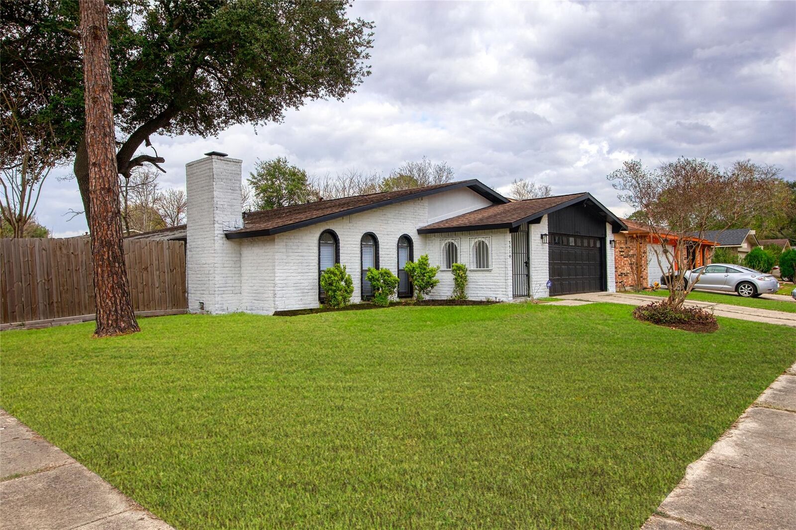 Property Photo:  5510 Hickory Forest Drive  TX 77088 