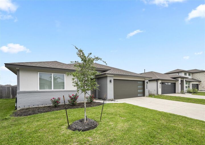 Property Photo:  8035 House Bank Lane  TX 77583 