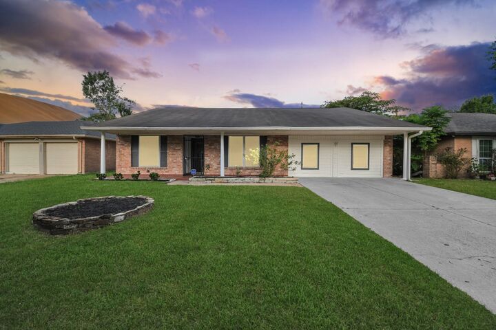 Property Photo: 15103 Weil Place TX 77060