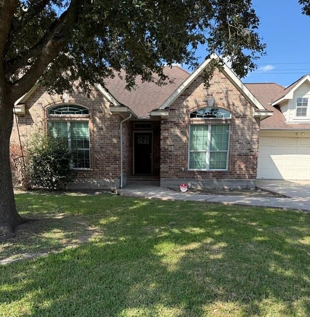 Property Photo:  1611 Evesham Drive  TX 77015 