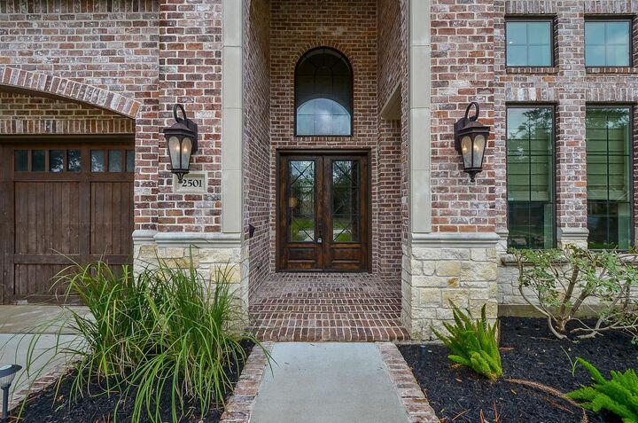 Property Photo:  2501 Goldsmith Street  TX 77030 