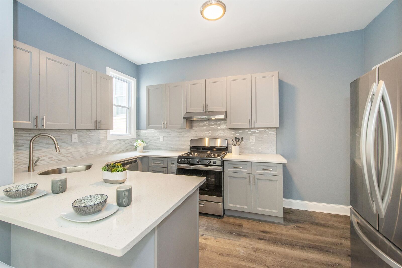 Property Photo: 205 Hutton St 2 NJ 07307
