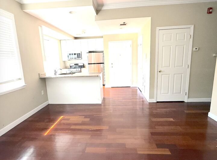 Property Photo:  620 38th St 604  NJ 07087 