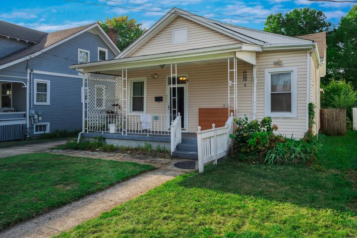 Property Photo:  131 N Hanover Avenue  KY 40502 