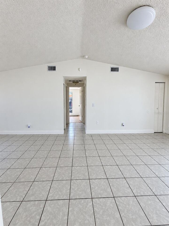Property Photo:  8206 Ravencroft Drive  FL 33615 
