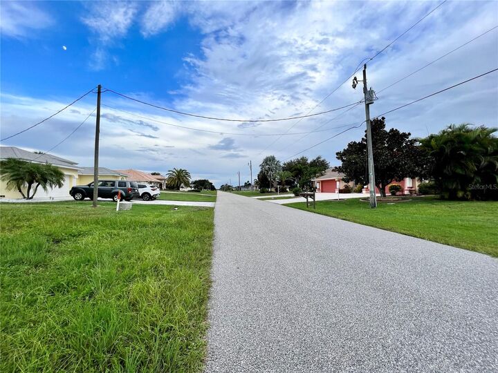 Property Photo:  172 Tournament Road  FL 33947 