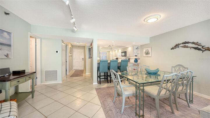 Property Photo: 4525 Gulf Of Mexico Drive 204 FL 34228
