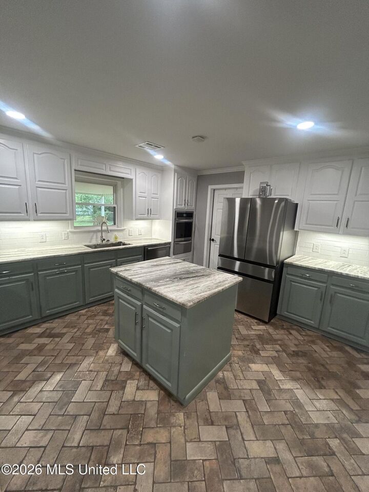 Property Photo: 167 Lee Avenue LA 71373