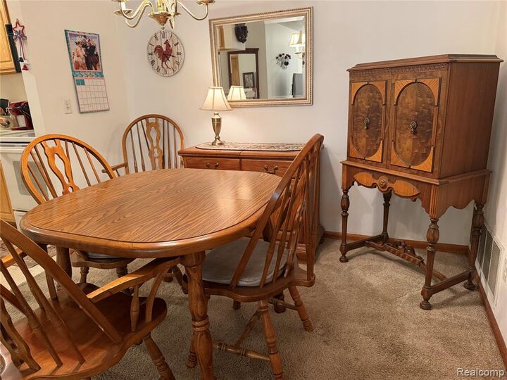 Property Photo: 276 Marigold Circle 18 MI 48185 9632