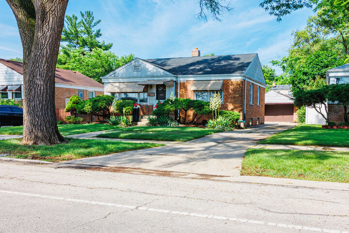 Property Photo:  1542 Gardner Road  IL 60154 