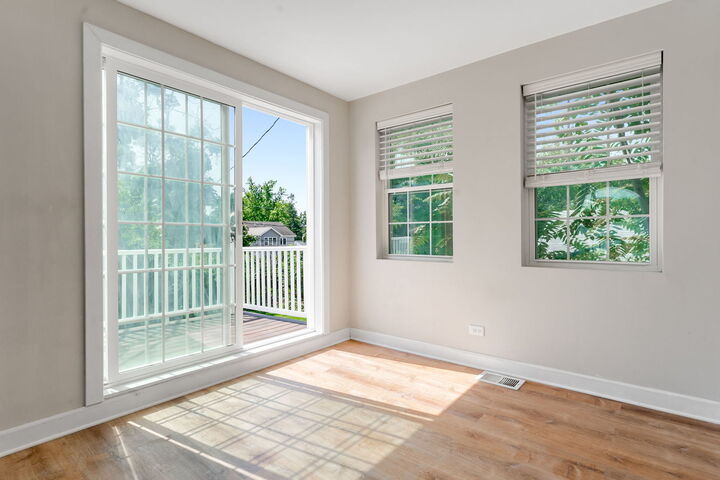 Property Photo:  201 W Potomac Avenue  IL 60148 