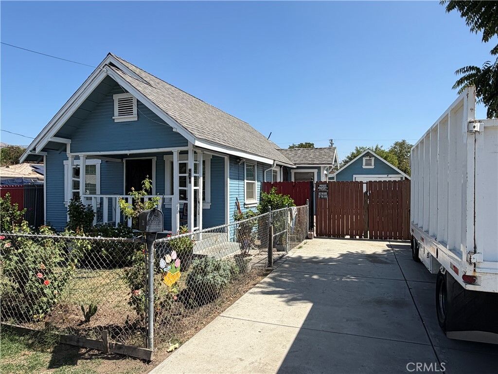 Property Photo:  7267 San Francisco  CA 92346 