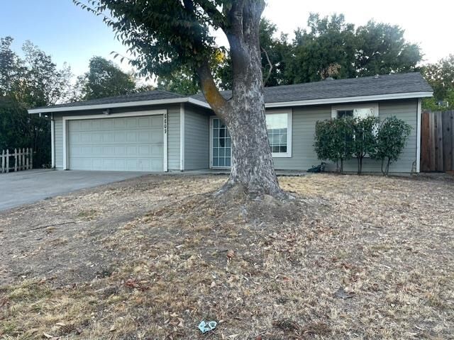 Property Photo: 6609 Gingerloop Court CA 95842