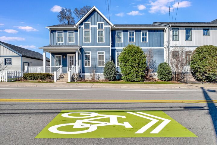 Property Photo:  506 Garfield St  TN 37208 