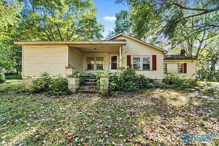 Property Photo:  6087 US Highway 278 W  AL 35057 