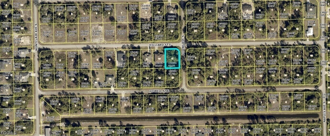 Property Photo:  1230 Hilliard Street E  FL 33974 