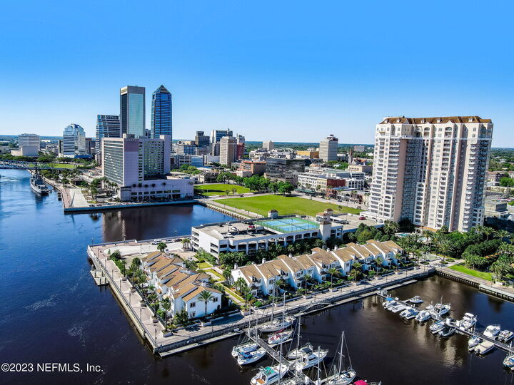 Property Photo: 400 E Bay Street 610-611 FL 32202