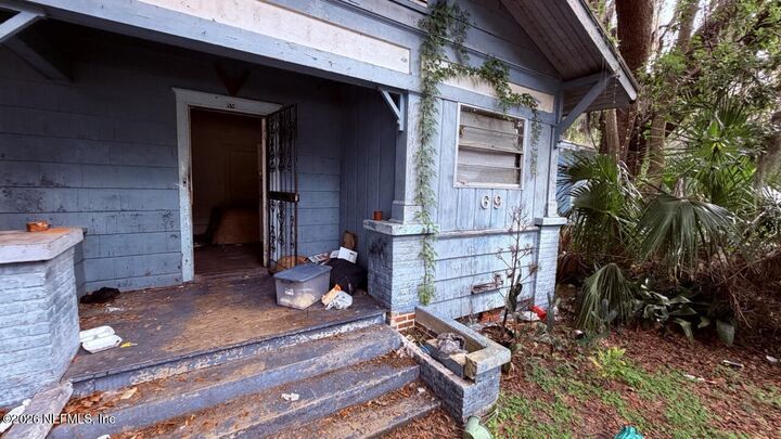 Property Photo: 69 W 32nd Street FL 32206