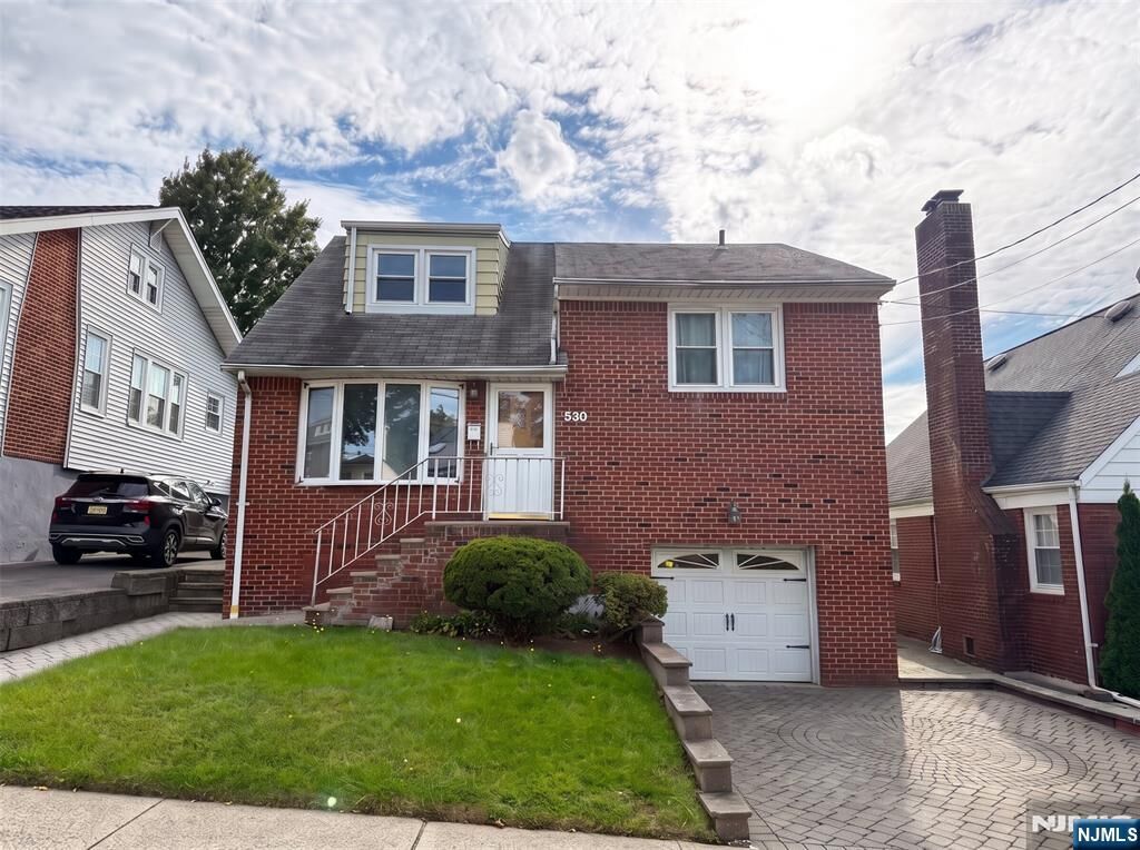 Property Photo:  530 Lincoln Avenue  NJ 07657 