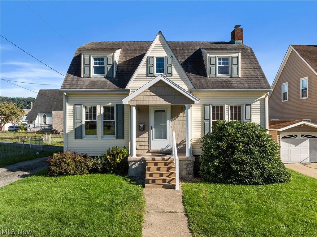 Property Photo:  108 S 7th Street  OH 43935 