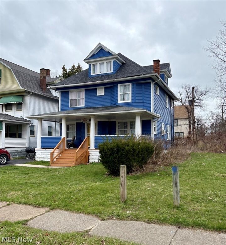 Property Photo:  1187 Carlyon Road  OH 44112 