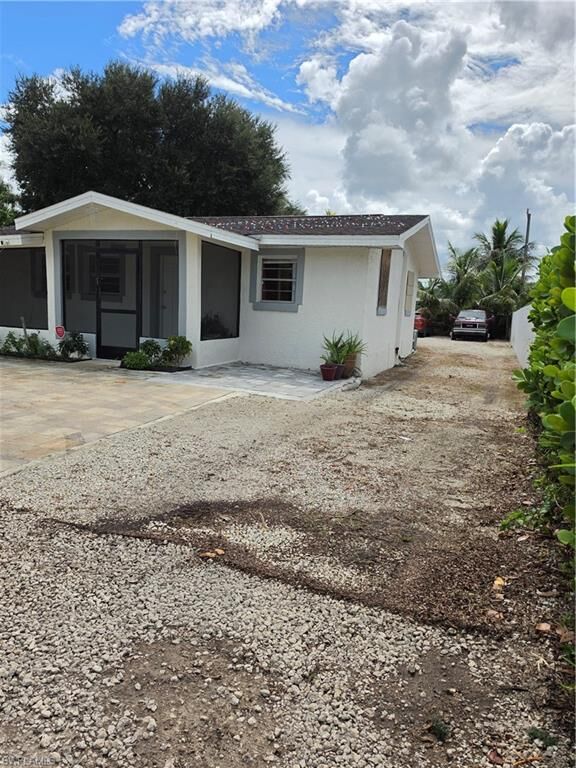 Property Photo:  5230 Warren St  FL 34113 