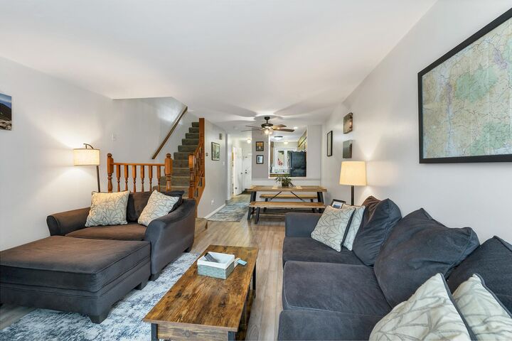 Property Photo:  9 Shelburne Road  NH 03054 
