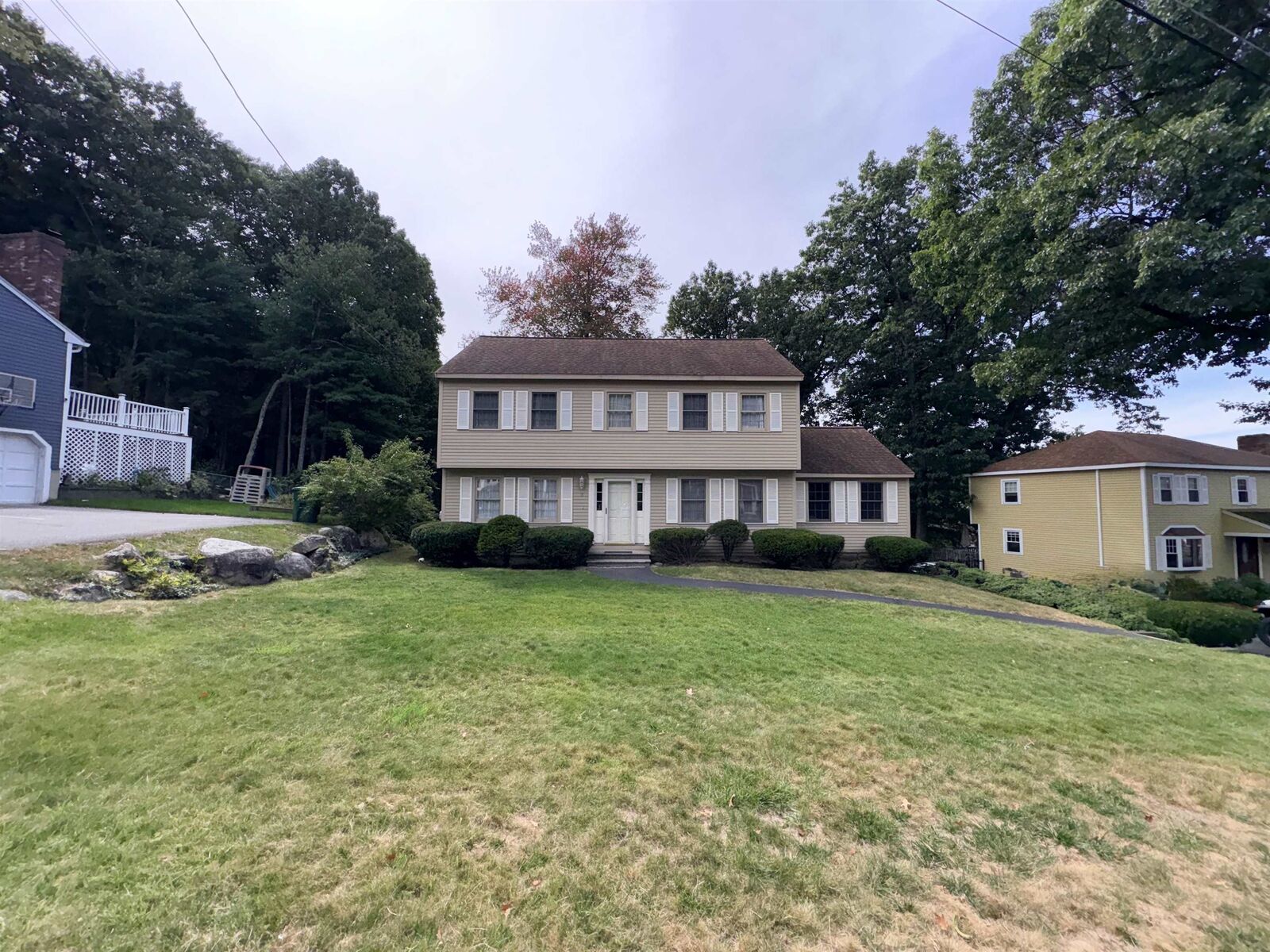 Property Photo: 15 Topaz Drive NH 03062