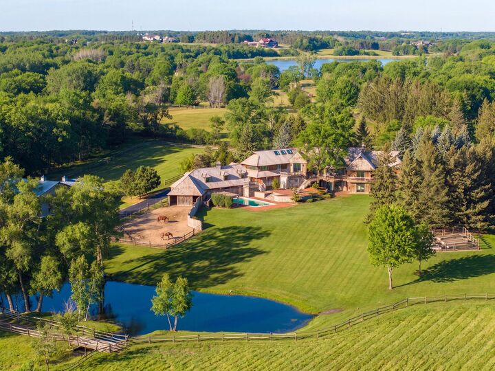 Property Photo:  2495 Willow Drive  MN 55340 