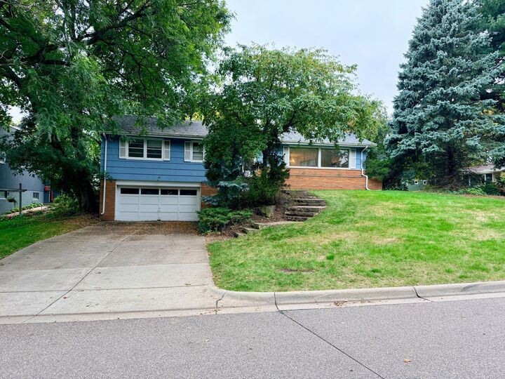 Property Photo:  4713 Virginia Lane  MN 55424 