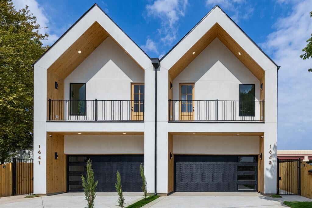 Property Photo:  1643 Faye Street  TX 75215 