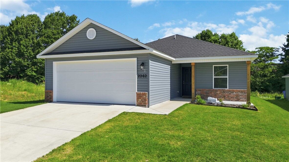Property Photo:  2262 S Ouachita Drive  AR 72701 