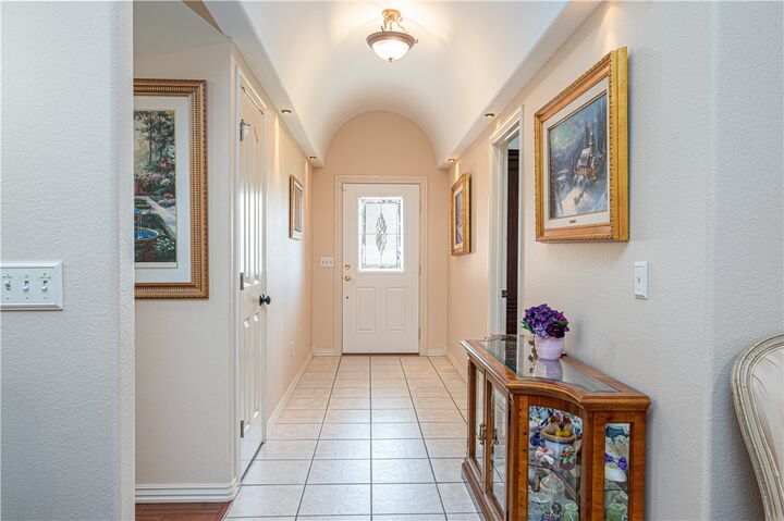 Property Photo: 804 Greenway Street AR 72745