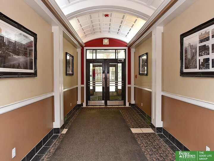 Property Photo:  300 S 16 Street 602  NE 68102 