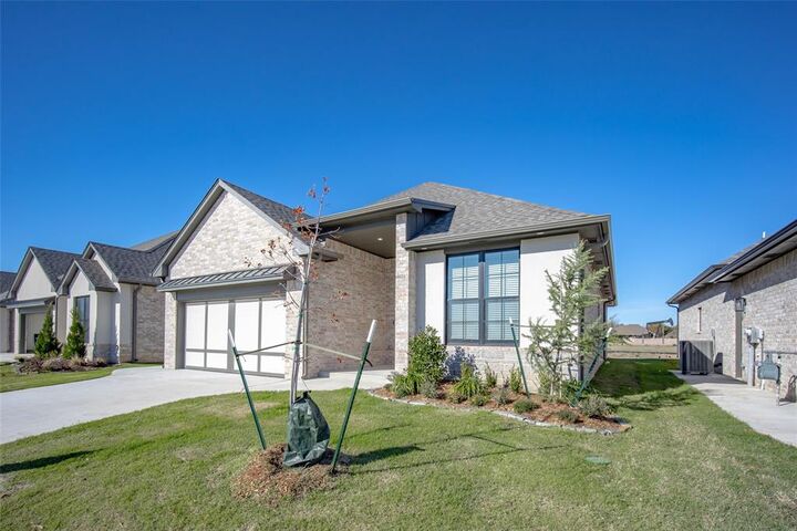 Property Photo:  3017 SW 133rd Terrace  OK 73170 